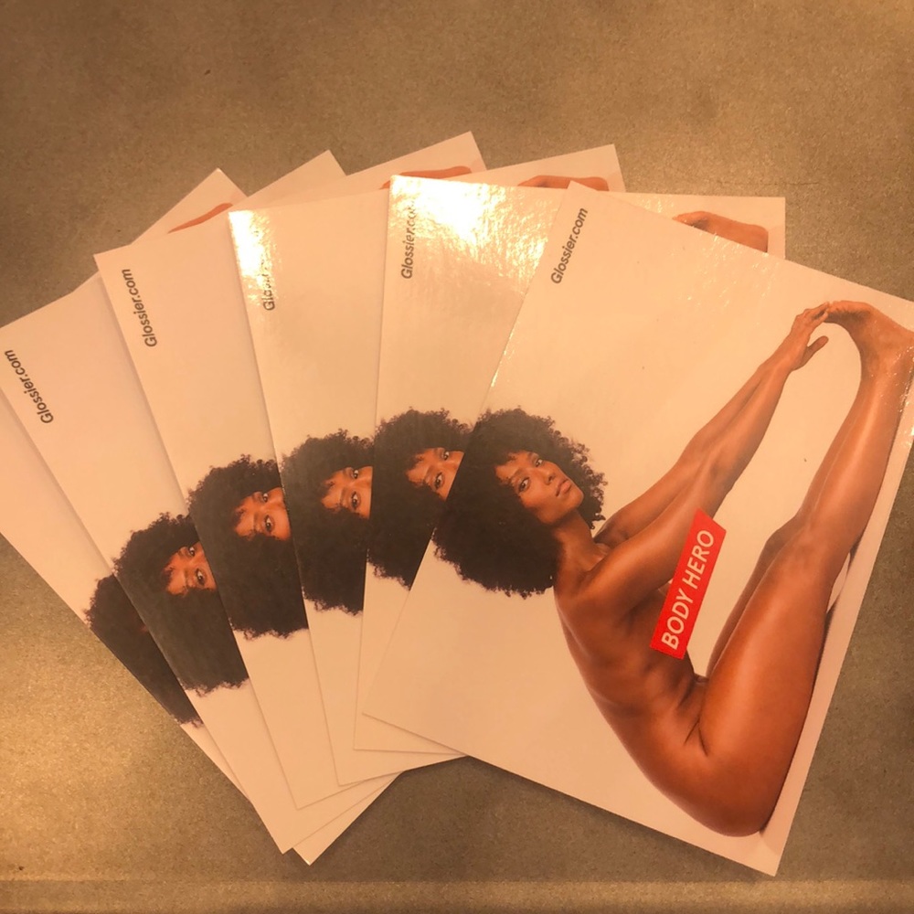 GLOSSIER BODY HERO POSTCARDS